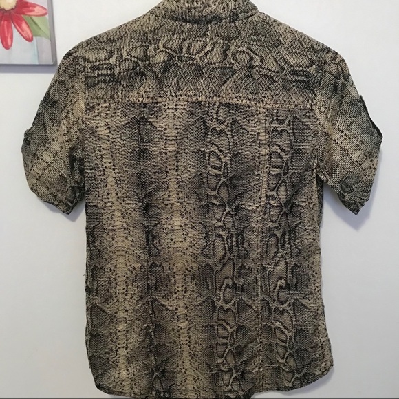 Michael Kors/Vintage-Reptile print short sleeve blouse- Office-Casual-Size Small - Picture 3 of 10